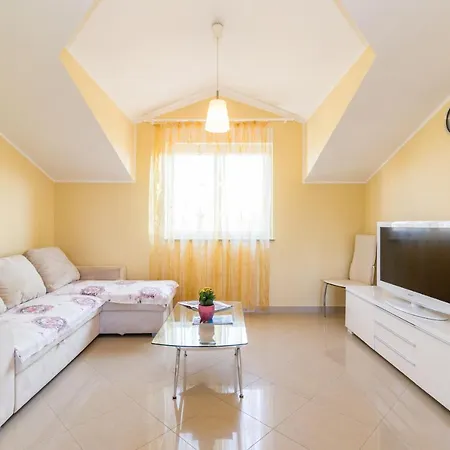 Apartmán David By The Sea *